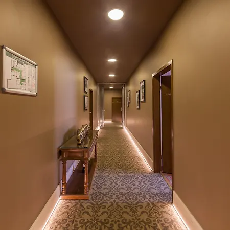 Numa Artol Aparthotel 4*
