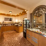 Numa Artol Aparthotel 4*